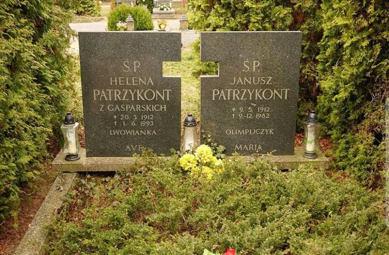 Plik:Patrzykont Helena.jpg